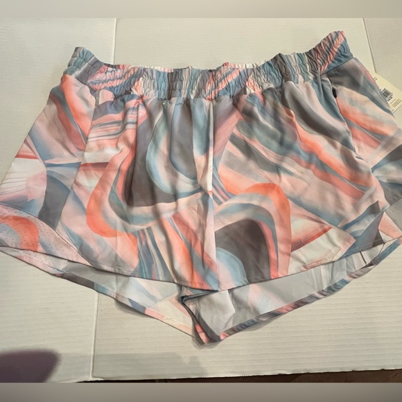 CALIA WOMENS MID RISE INFINITY RUN COLLECTION SHORTS. SIZE 1X.  PASTEL COLORS - Picture 1 of 8